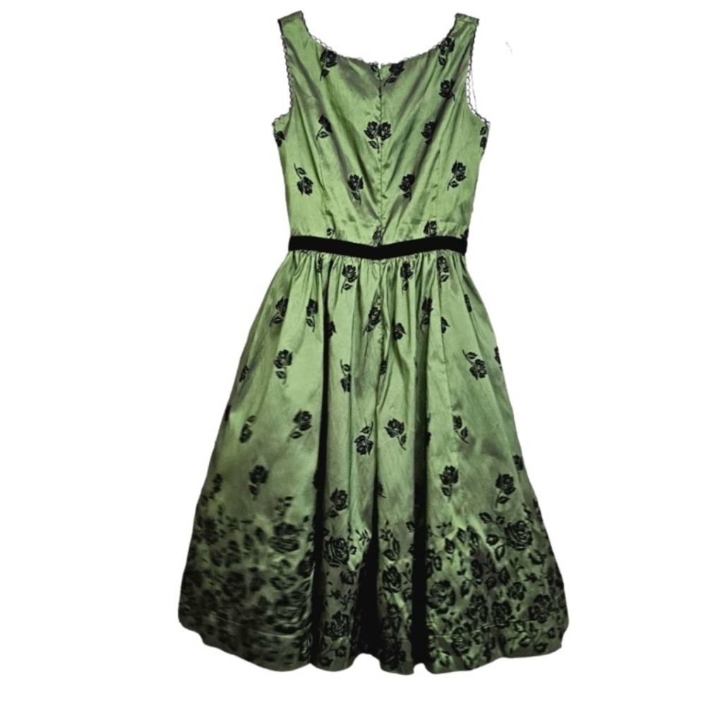 Neca Bella Swan Birthday Dress size 5XL twilight, vampire, collectible ASOS EUC - Picture 3 of 14